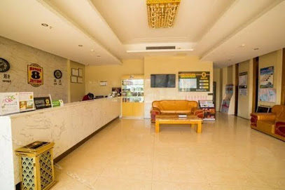 Home Inn Baiyun Hotel