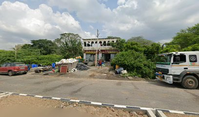 New lucky hotel and restaurant