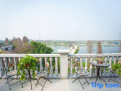 Fengjian Qingyun Inn