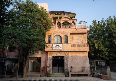 Moustache Agra