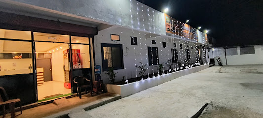 Hotel Rajdhani Delight