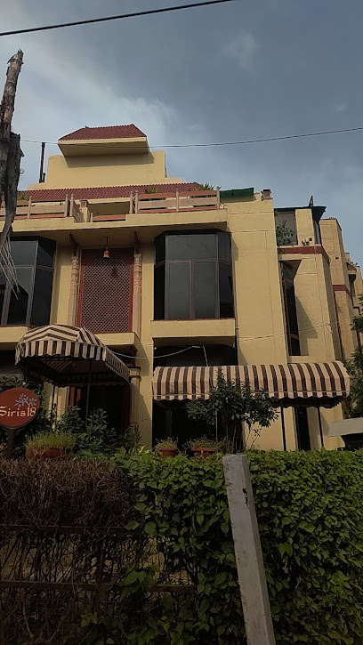 T1/1 Siris inn hotel