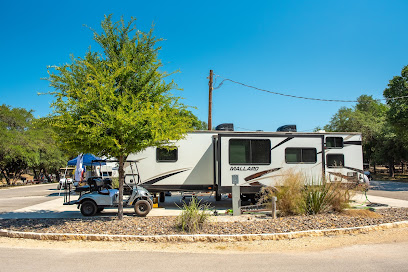 Jellystone Park™ Canyon Lake