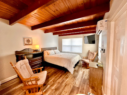 Dora Canal Court | Rental Cottages