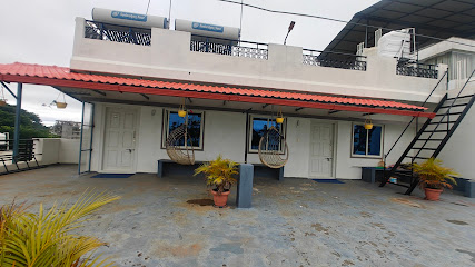 Happy holiday inn service apartment