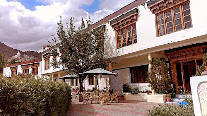 Hotel Zoey, Leh