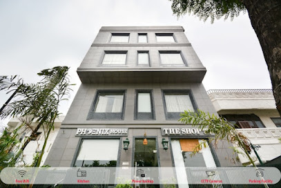 OYO 47054 The Phoenix House