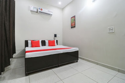 OYO 46220 Cozy Inn