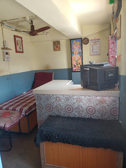 Lovely Hotel होटल लवली लॉज
