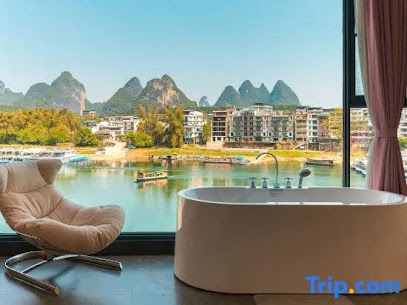 阳朔喜唐江景度假旅馆