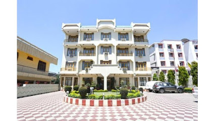 OYO 5348 Hotel Sahil