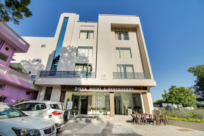 Capital O 67839 Hotel Divya