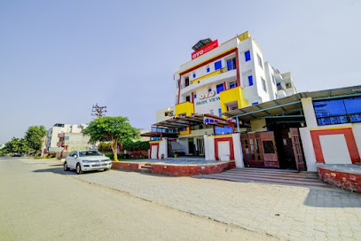 OYO 15246 The Park View Residency