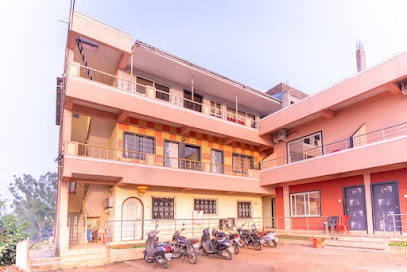 OYO 65110 Hotel Sunraj Niwas