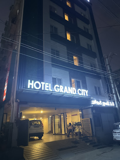 Hotel grand city