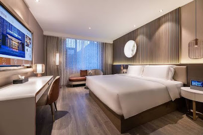 Crystal Hotel Qingdao Shilaoren Beach