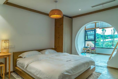 Qingqi valley bed and breakfast