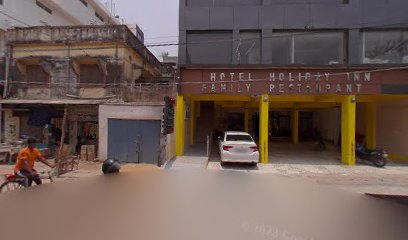 Hotel Holiday Inn | Family Restaurant