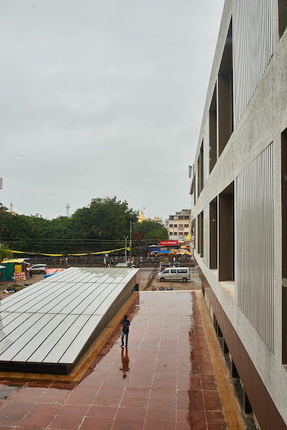 HOTEL GOLDEN VIEW
