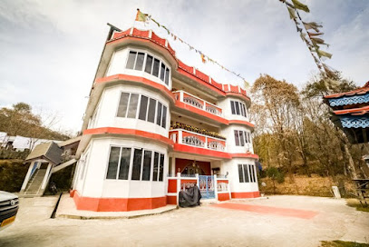 Capital O 68385 Tenzin Guest House