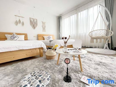 Cloud and first see your homestay