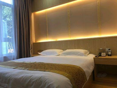 Ruijing Haug Holiday Inn