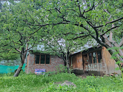 Royal Garden Guest House and Cafe