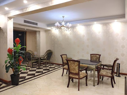 Quxian Tengda Business Hotel