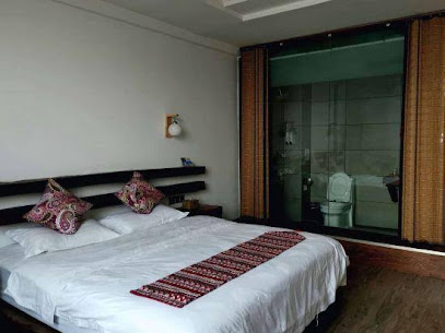 Honghe Lotus Inn