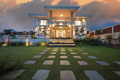 Lake Vista Manor Villa by Vista View.in