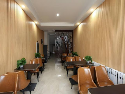 格盟呼伦贝尔扎兰屯市火车站酒店