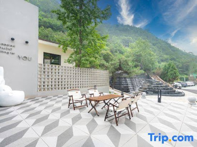 Cenxi Resort