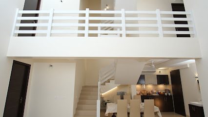 ECR London Villa