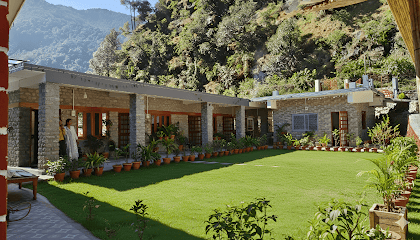 The Parijat Resort Homestay