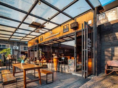 That Year Boutique Theme Inn