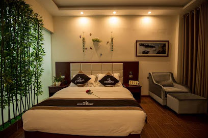 Menghua Business Hotel