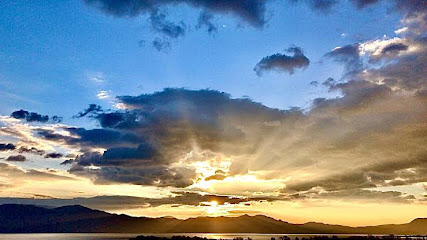 The White House Hotel