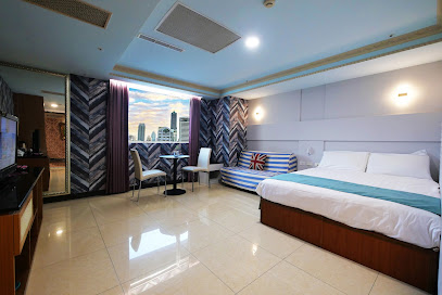 靉嗨文旅愛河館 I Hi Loveriver Hotel( 大立，漢神，愛河，光榮碼頭 駁二 住宿推薦)
