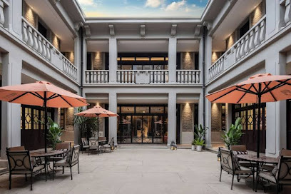 Blossom Manoir Oriental Treasury