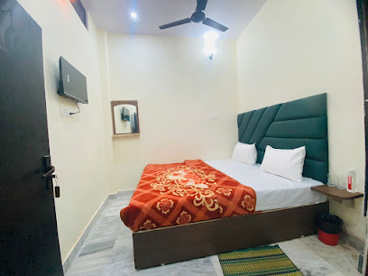 Rudraksha Paying Guest House