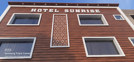 OYO 67166 Hotel Sunrise