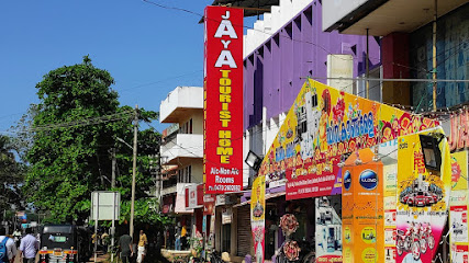 Jaya Tourist Home