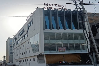 Hotel R R One A.C Rooms - Best Hotels - Hotels In Vadodara