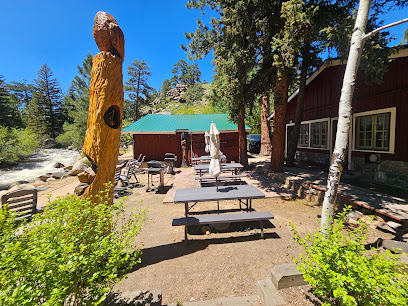 Swiftcurrent Lodge