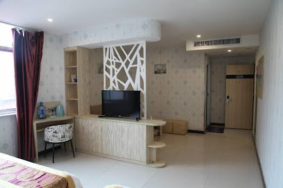 Huaying Yiju Hotel