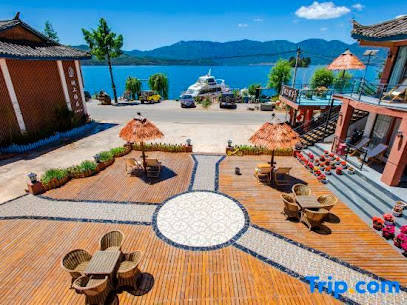 Lugu Lake Elegant Residence Boutique Inn