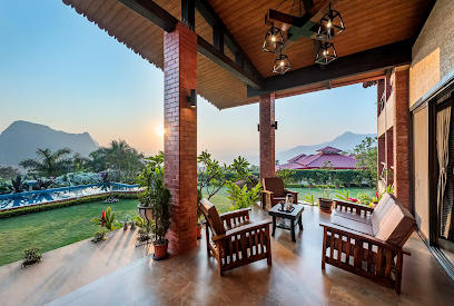 SaffronStays Althea - Villa in Pawna