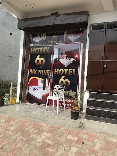 Hotel 69