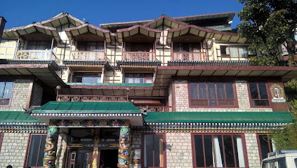 Hotel Pema Dzong
