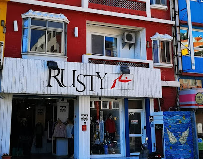 RUSTY垦丁 峇里风情旅宿